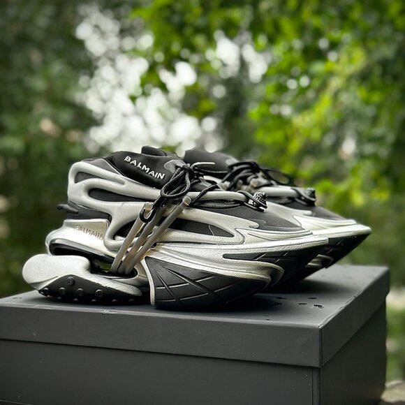 Balmain Black and Grey Unicorn Sneakers For Men - Picture 5 of 9